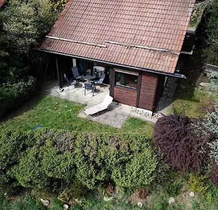 Oefingen 04 Nyaraló